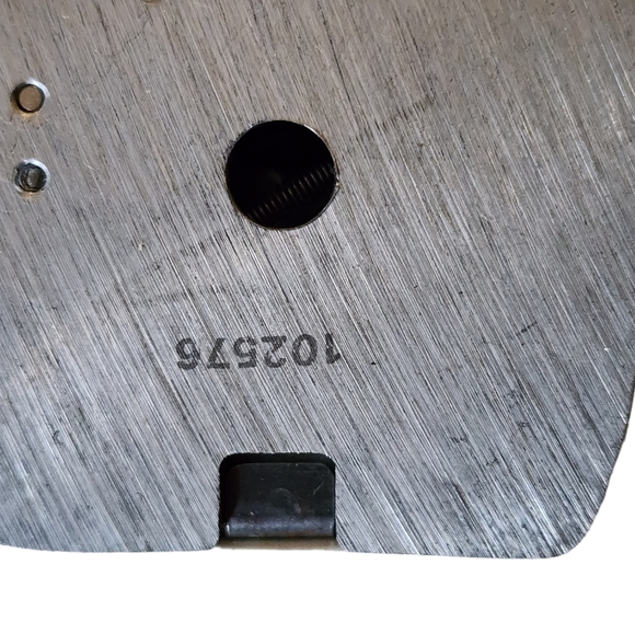 Vtg Singer Professional Buttonholer Sewing Machine Slant Needle Zig-Zag 102577 - Picture 11 of 16